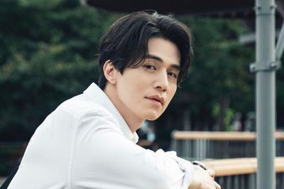 Lee Dong Wook trải lòng về gia đình gây chú ý