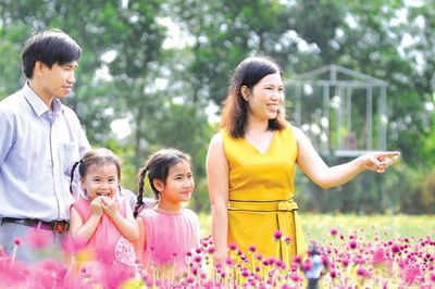 Đề xuất hỗ trợ gia đình sinh 2 con gái: Góp phần xóa bỏ định kiến giới trong cộng đồng