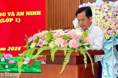 Mỹ Thuận bồi dưỡng kiến thức quốc phòng, an ninh cho 125 học viên