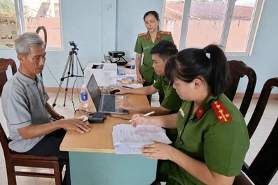 Phường Thống Nhất thu nhận mẫu ADN thân nhân liệt sĩ chưa xác định danh tính