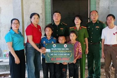 Trịnh Tường: Thăm hỏi, trao 41 triệu đồng hỗ trợ gia đình nạn nhân bị đuối nước