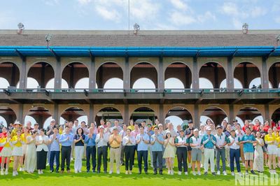 Khai trương Trung tâm Thể thao Tràng An tại Ninh Bình: Điểm nhấn hạ tầng golf 60 làn