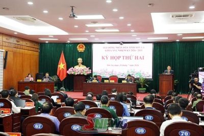Khai mạc Kỳ họp thứ hai, HĐND tỉnh Sơn La khóa XVI