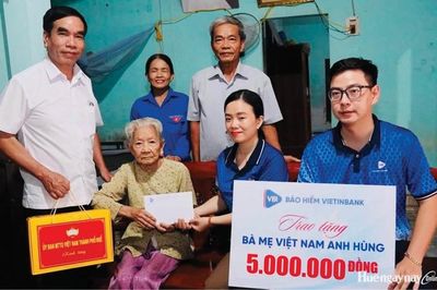 Nâng mức quà, mở rộng diện chăm lo người có công