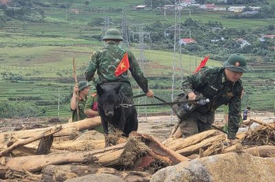 Tìm thấy thêm 2 nạn nhân mất tích sau lũ quét ở Mường Than