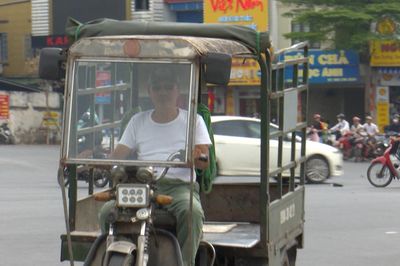 Chấn chỉnh hoạt động xe tự chế, xe chở hàng cồng kềnh