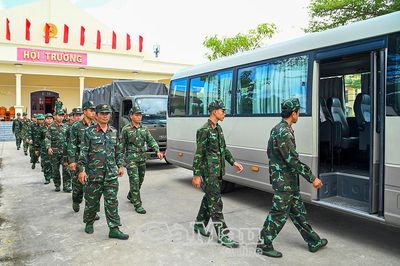 Bộ CHQS tỉnh Cà Mau hành quân dã ngoại về nguồn, tăng cường công tác dân vận