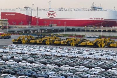 Doanh số ô tô Trung Quốc năm 2026 giảm mạnh vì đâu?