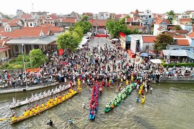 Quảng Ninh: Tưng bừng Lễ hội Xuống đồng phường Phong Cốc