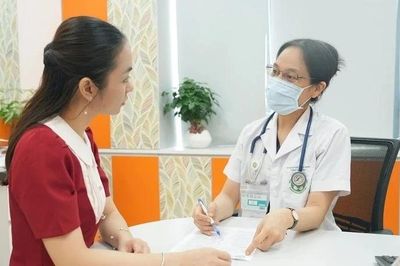 Sợ bệnh, sợ tốn tiền, nhiều người đang tự 'né' cơ hội cứu mình