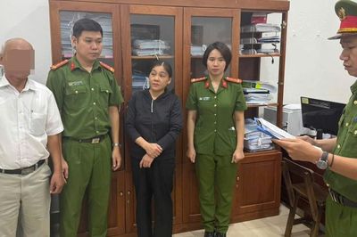 Khởi tố người phụ nữ lừa đảo chiếm đoạt 835 triệu đồng bằng thủ đoạn vay tiền