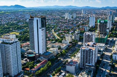 'Giảm nhiệt' giá chung cư, người bán chờ khách, người mua vẫn chần chừ
