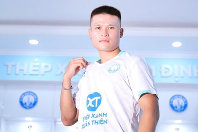 Một Quả bóng bạc Việt Nam gia nhập CLB Nam Định