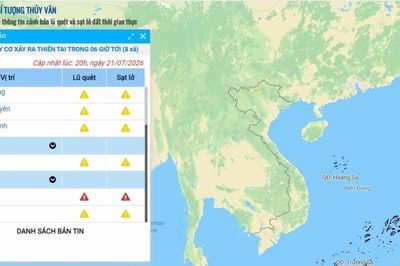 Vùng áp thấp phía đông Philippines có thể mạnh lên thành bão, Bắc Bộ sắp mưa lớn
