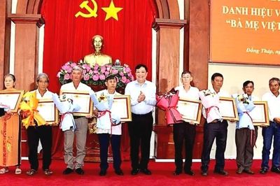 Tỉnh Đồng Tháp: Phong tặng, truy tặng danh hiệu 'Bà mẹ Việt Nam Anh hùng'