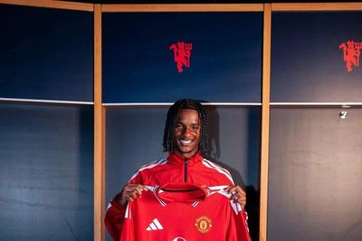 Man United chính thức sở hữu tân binh tuổi teen