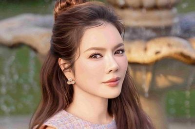 Sao Việt: Lý Nhã Kỳ rạng rỡ đón tuổi mới, hé lộ chuyện lên xe hoa