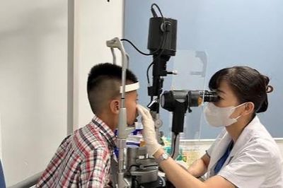 Virus Adeno gia tăng, Bộ Y tế cảnh báo không tự dùng thuốc nhỏ mắt
