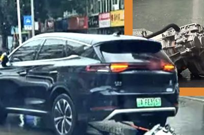 BYD lên tiếng vụ SUV điện 'rụng cụm động cơ' giữa đường ngập nước