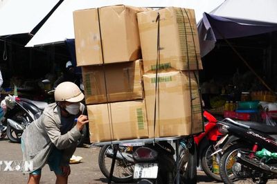 Nắng nóng gay gắt tiếp diễn ở miền Trung, Quảng Ninh và Hải Phòng mưa lớn cục bộ