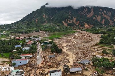 Chủ động phòng, chống dịch bệnh sau mưa lũ ở Mường Than