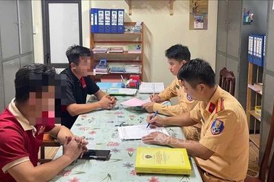 Xử phạt hai tài xế xe khách gây bức xúc trên mạng xã hội