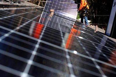 Công ty Trung Quốc phá kỷ lục thế giới, đưa pin mặt trời lên hiệu suất 35,5%