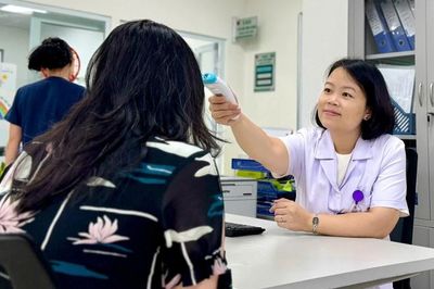 Khám trái tuyến tại Bệnh viện Bạch Mai, Việt Đức cơ sở Ninh Bình có được hưởng BHYT 50%?