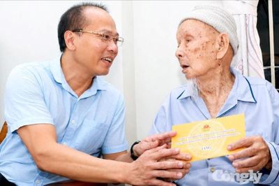 Lãnh đạo tỉnh Khánh Hòa tri ân người có công