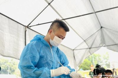 Nối những nhịp cầu đoàn tụ (Bài 2): Những người đi ngược dòng thời gian