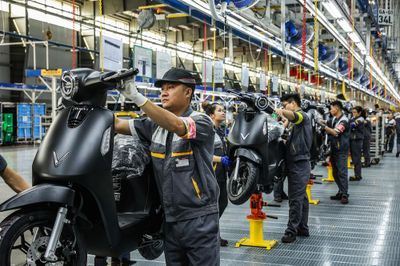 Thị trường xe máy điện Việt Nam: Không còn chỗ cho những phép thử