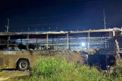 Thủ tướng Chính phủ yêu cầu khẩn trương điều tra nguyên nhân vụ cháy xe khách giường nằm làm 7 người tử vong