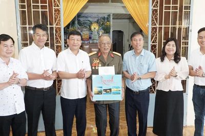 Phó Bí thư Tỉnh ủy Lâm Đồng Bùi Thắng tri ân người có công tại La Gi và Tân Hải