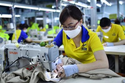 Doanh nghiệp dệt may trước bài toán giữ đơn hàng, duy trì lợi nhuận
