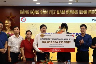 Chuyên gia Hàn Quốc trúng Jackpot Vietlott hơn 102 tỷ đồng, tặng 1,5 tỷ làm từ thiện