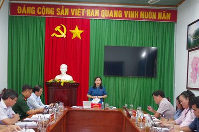 Đoàn ĐBQH tỉnh Đắk Lắk khảo sát việc thực hiện Luật Đất đai tại xã Cuôr Đăng
