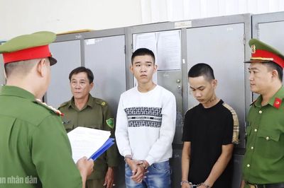 Tranh giành khách, nhóm tài xế xe công nghệ bị khởi tố