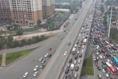 Hà Nội: Xử lý 39/51 điểm ùn tắc giao thông