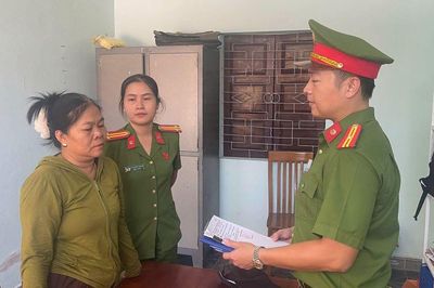 Chân tướng nữ thầy bói 'nổ' có thể đòi 10 tỷ đồng bị lừa của một phụ nữ, để chiếm đoạt 179 triệu đồng