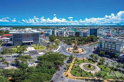Cà Mau đặt mục tiêu bứt phá từ kinh tế biển, năng lượng tái tạo và logistics