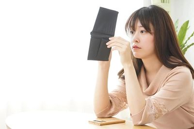 Muốn giữ ví tiền ngày càng dày hơn, hãy bắt đầu từ 4 thói quen tài chính đơn giản này