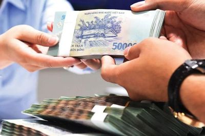 Từ ngày 10/9, doanh nghiệp trả lương chậm có thể bị phạt đến 100 triệu đồng