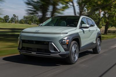 Hyundai triệu hồi gần 48.000 xe SUV Kona vì lỗi dây an toàn ghế giữa