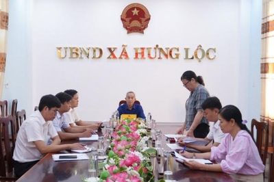 Tp. Huế: Xã Hưng Lộc tăng cường kiểm tra, xây dựng nền hành chính công khai, minh bạch