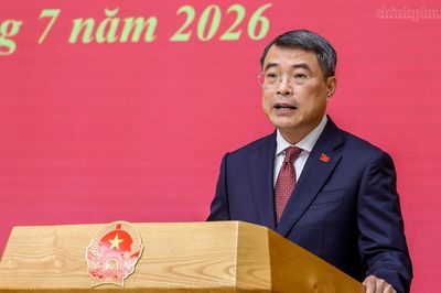 Thủ tướng giao Quyền Bộ trưởng Nội vụ tiếp tục tham mưu sắp xếp tinh gọn bộ máy