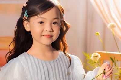 Con gái 6 tuổi nhà Cường Đô la - Đàm Thu Trang gây chú ý