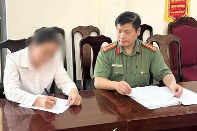 Công an xử phạt người chia sẻ bài viết xuyên tạc vụ gian lận thi ở Tuyên Quang