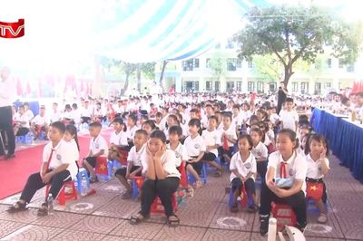 Dự kiến cấm việc Hội phụ huynh thu tiền hộ nhà trường