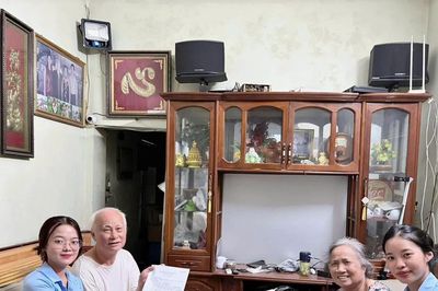 'Thần tốc' hỗ trợ trên 92.000 người dân làm thủ tục ủy quyền nhận lương hưu: Không để ai bị gián đoạn