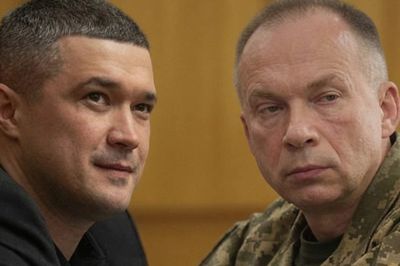 Tướng Syrsky lần đầu lên tiếng về mâu thuẫn với cựu Bộ trưởng Quốc phòng Ukraine